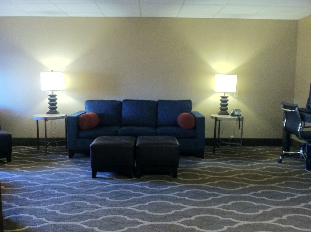 Quality Inn & Suites Towanda Bagian luar foto